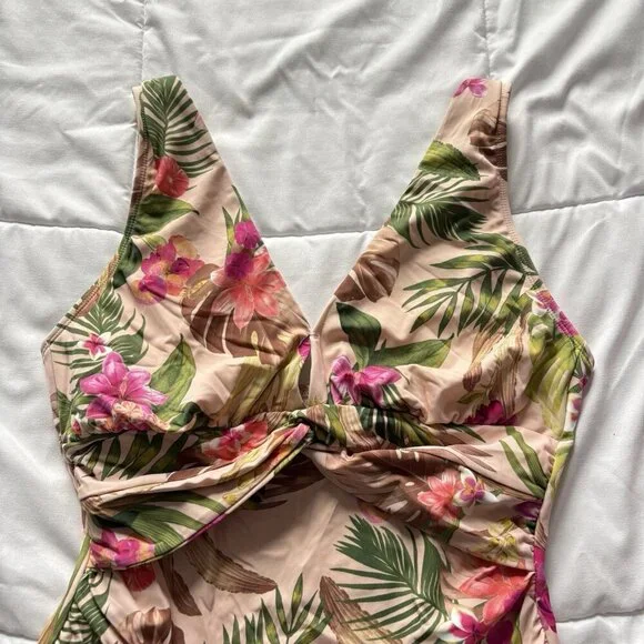 Womens Floral Pink Green One Piece Bikini Swimsuit Summer Beach Resortwear - Picture 2 of 8